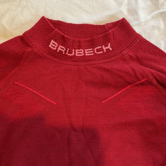 Base layer - Picture 2 of 7